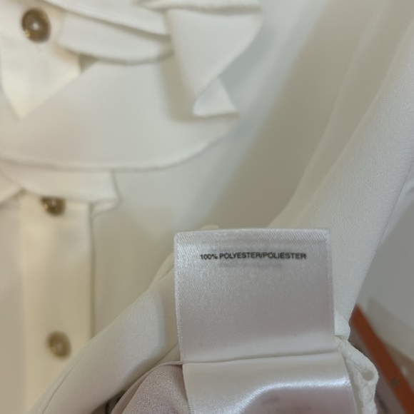 Kasper Women's Sleeveless Button-Front Ruffle Blouse in White Size 2P - Picture 10 of 10